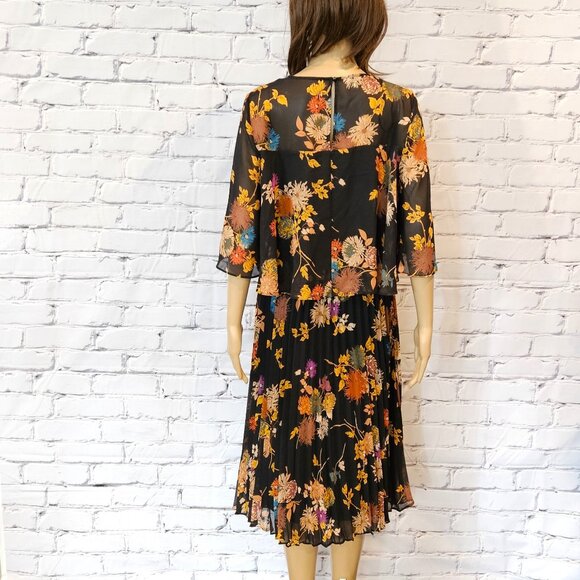 NWT! Anthology - black dress with floral print & pleated skirt - Picture 9 of 11